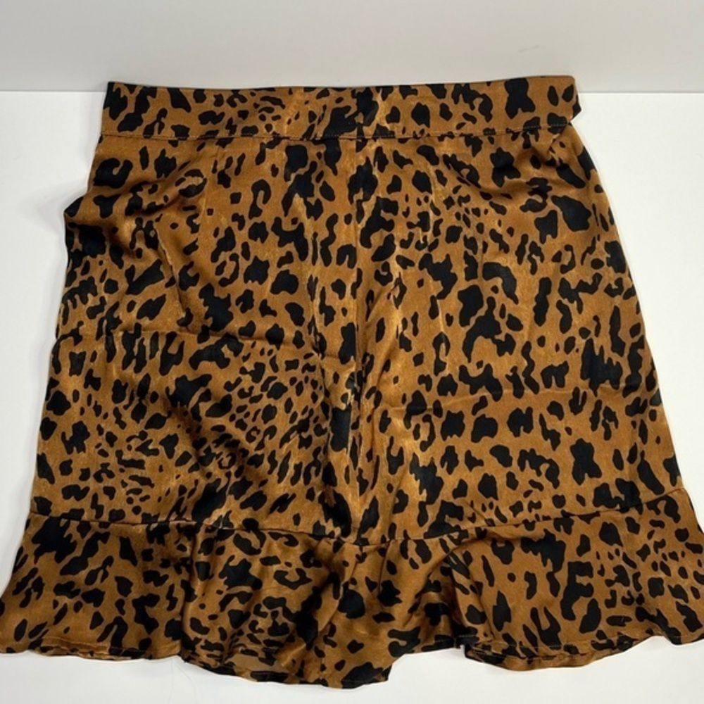 Leopard print miniskirt